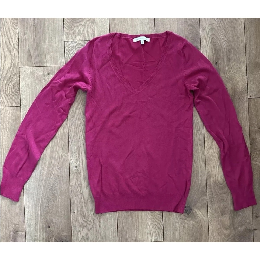 Women's V-Neck Sweater - Pink Large EU 30